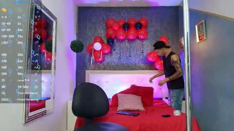 Snapshot of erick_zhimerman chatting on February 5, 2026, 3:44 am online show from February 5, 2026, 3:44 am