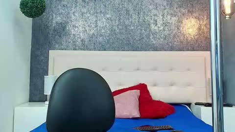 Snapshot of erick_zhimerman chatting on March 5, 2026, 5:03 am online show from March 5, 2026, 5:03 am