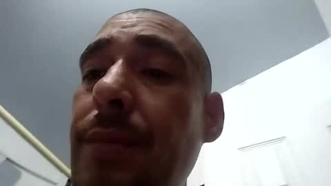 erik15516 online show from July 5, 2026, 8:10 am