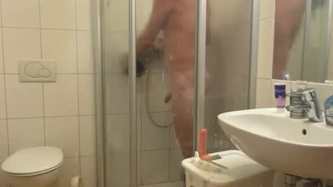 Snapshot of erik6980 chatting on November 9, 2025, 6:39 pm erik6980 online show from November 9, 2025, 6:39 pm