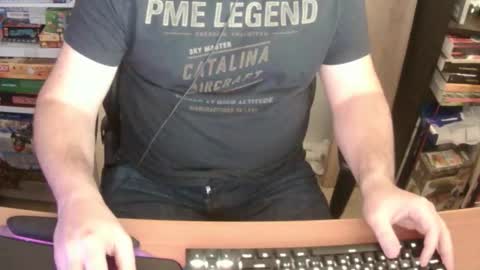 Erik Dapper online show from December 3, 2025, 5:44 pm