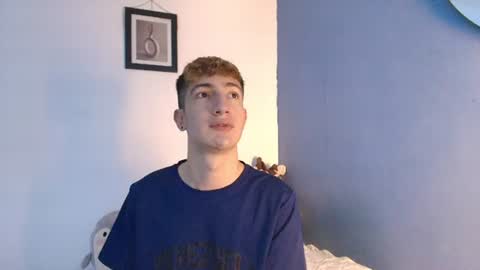Snapshot of erik_golden_ chatting on June 16, 2026, 8:00 pm I am Erik online show from June 16, 2026, 8:00 pm