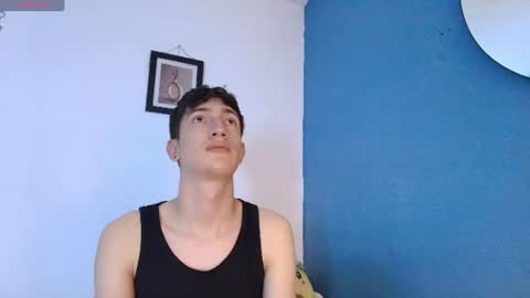 Snapshot of erik_golden_ chatting on August 1, 2026, 8:30 pm I am Erik online show from August 1, 2026, 8:30 pm