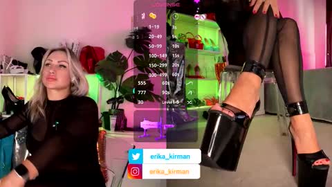 Snapshot of erika_kirman chatting on September 12, 2025, 12:49 pm Erika online show from September 12, 2025, 12:49 pm