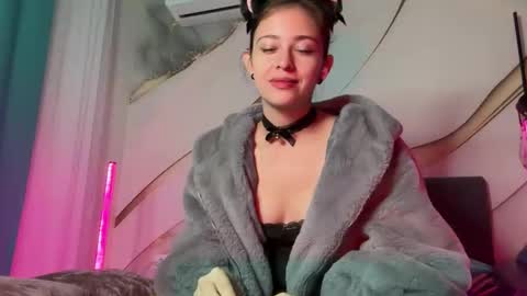 Snapshot of erika_miu chatting on October 18, 2025, 6:52 pm Erika Miu online show from October 18, 2025, 6:52 pm