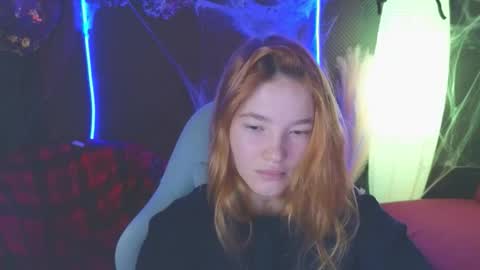 Snapshot of erikabrian chatting on November 2, 2025, 2:03 am erikabrian online show from November 2, 2025, 2:03 am