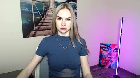 Snapshot of erikagavin chatting on April 22, 2026, 11:56 am Erika online show from April 22, 2026, 11:56 am