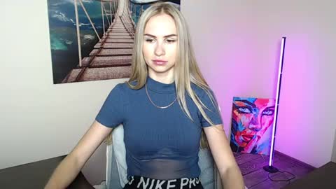 Erika online show from July 15, 2026, 11:48 am