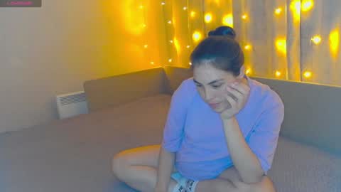 Snapshot of erikagloss chatting on January 20, 2025, 1:42 pm ErikaGloss online show from January 20, 2025, 1:42 pm