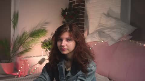 Snapshot of erlineberkshire chatting on January 5, 2025, 7:07 am Becky online show from January 5, 2025, 7:07 am