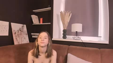 Snapshot of erlineberkshire chatting on March 9, 2025, 7:01 am Becky online show from March 9, 2025, 7:01 am