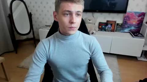 Max online show from November 6, 2025, 1:17 am