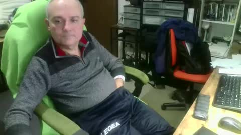 ernello online show from December 16, 2025, 10:59 pm