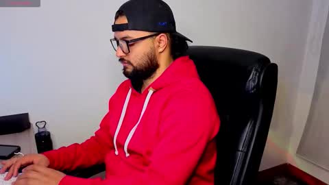 ernesto rodriguez 82 online show from October 18, 2025, 6:37 am