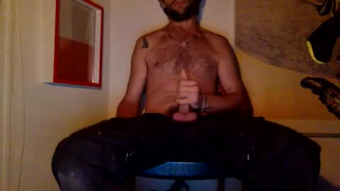 Snapshot of eroselavie chatting on October 8, 2025, 7:11 pm eroselavie online show from October 8, 2025, 7:11 pm