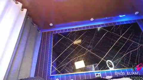 EROS ELIAM online show from December 22, 2025, 9:23 pm