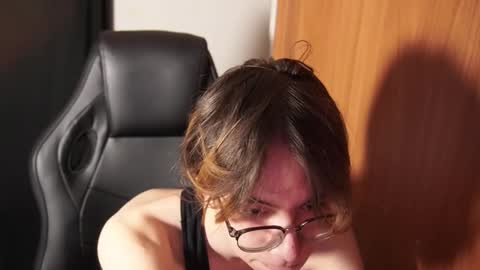 eroslove90 online show from November 14, 2025, 2:38 pm