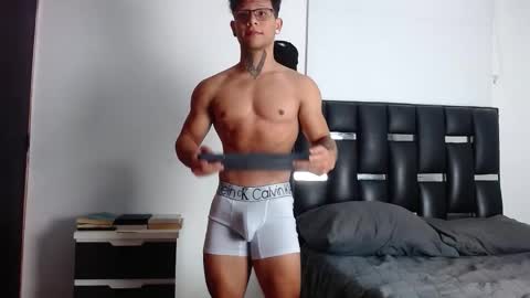 Eros online show from December 19, 2025, 2:35 pm