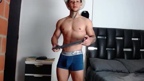 Snapshot of erosscott chatting on February 23, 2026, 8:39 pm Eros online show from February 23, 2026, 8:39 pm