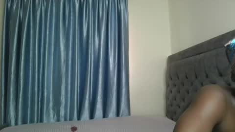 Snapshot of erotic_ebony1 chatting on November 13, 2025, 9:08 am Divah online show from November 13, 2025, 9:08 am