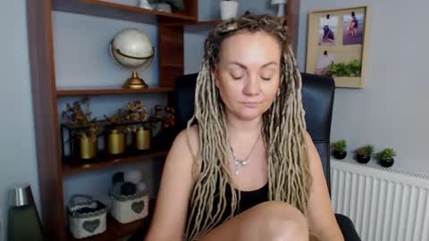 Snapshot of erotic_kaya chatting on December 11, 2024, 5:37 pm KAYA online show from December 11, 2024, 5:37 pm