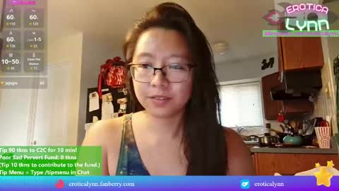 Snapshot of eroticalynn chatting on October 6, 2025, 7:11 pm Lynn online show from October 6, 2025, 7:11 pm