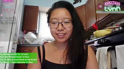 Snapshot of eroticalynn chatting on October 23, 2025, 7:12 pm Lynn online show from October 23, 2025, 7:12 pm