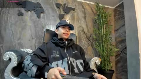 Eryon online show from September 12, 2025, 11:10 am