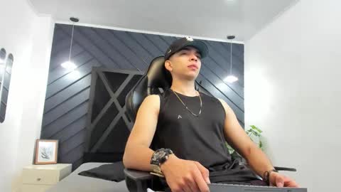 Eryon online show from September 23, 2025, 11:13 am