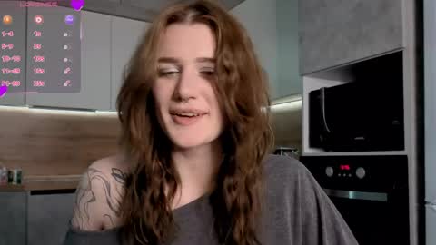 EshleGreen online show from April 7, 2026, 7:14 pm