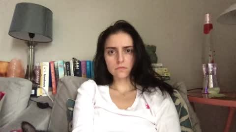 esimaralda online show from May 24, 2026, 11:15 am