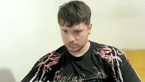 eskol212 online show from March 27, 2026, 5:01 pm