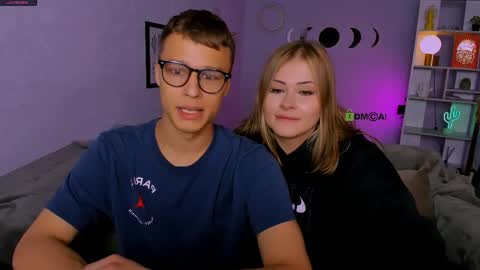 esma_shine online show from October 11, 2025, 7:01 pm