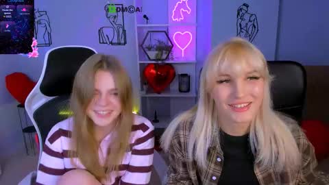 esma_shine online show from October 14, 2025, 7:47 pm