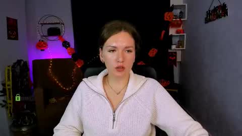 esma_shine online show from October 23, 2025, 7:40 am