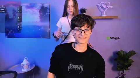 Snapshot of esme_moore_ chatting on November 14, 2025, 9:13 pm esme_moore_ online show from November 14, 2025, 9:13 pm