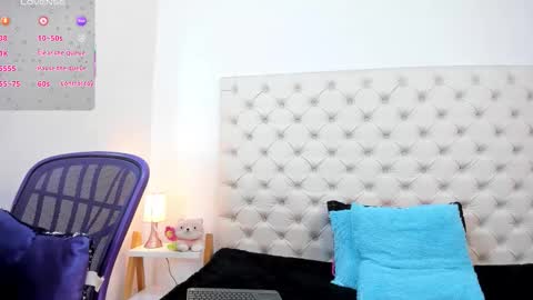 esmeralda  online show from February 16, 2026, 12:45 pm