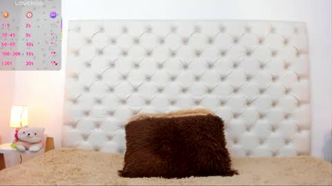 esmeralda  online show from April 7, 2026, 4:18 pm