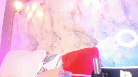 Snapshot of esmeralda_duarte chatting on March 12, 2025, 12:47 pm esmeralda online show from March 12, 2025, 12:47 pm