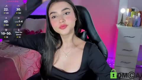 Esmeralda online show from May 11, 2026, 11:16 am