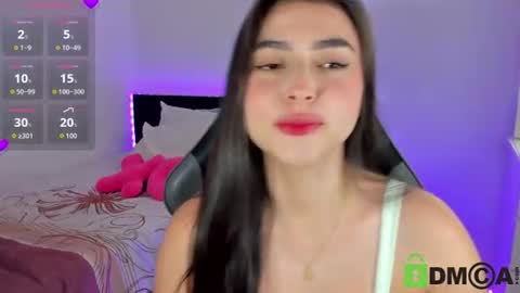Esmeralda online show from July 16, 2026, 8:26 pm