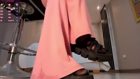 Esmeralda Grace  online show from November 28, 2025, 4:15 am