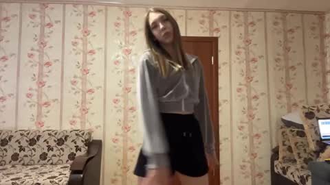 Kate online show from December 21, 2025, 9:16 am