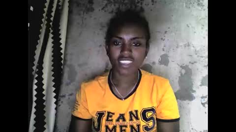 estanie online show from September 8, 2025, 3:11 pm