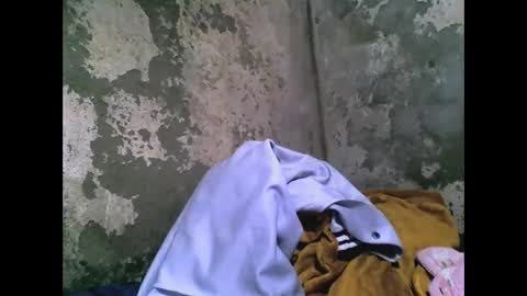 estanie online show from September 12, 2025, 6:30 pm