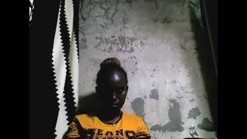 estanie online show from September 13, 2025, 4:29 pm