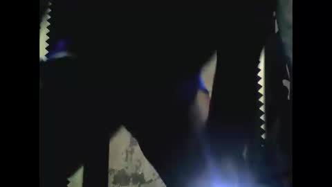 estanie online show from September 14, 2025, 5:12 pm