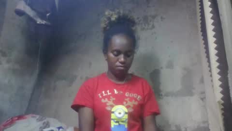 estanie online show from September 26, 2025, 9:35 am