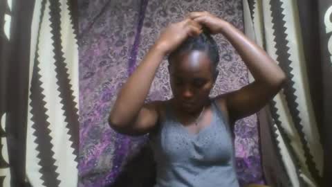 estanie online show from October 22, 2025, 6:35 am