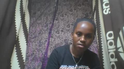 estanie online show from October 25, 2025, 8:25 pm